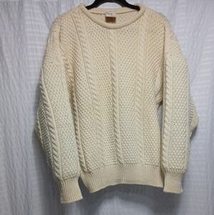 Craigg Donn 100% New Wool Aran Sweater. Ladies L